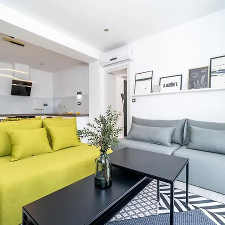 Old School Apartment
