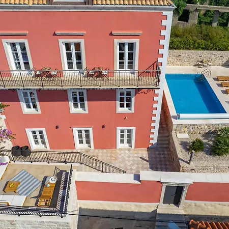 Old School Διαμέρισμα