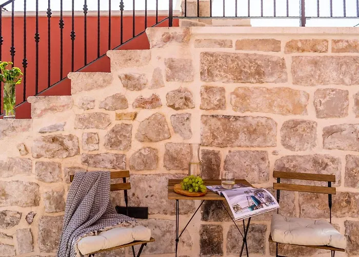 Apartment Old School Cavtat